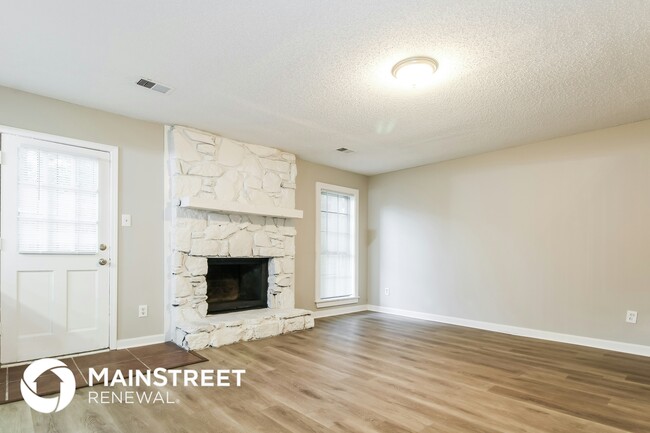 Photo - 4303 Hunt Cliff Trce