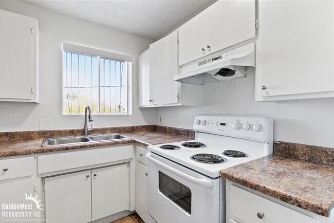 Photo - Glen Vista Apartments