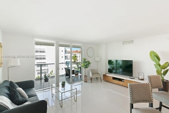 Building Photo - 1150 101st St Unit 502