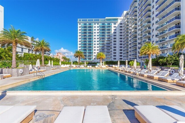 Photo - 2301 Collins Ave Unit 335