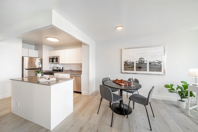 Photo - 100 MONTGOMERY St Unit 8K