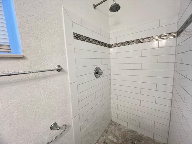 Photo - 159 NE 75th St Unit 1