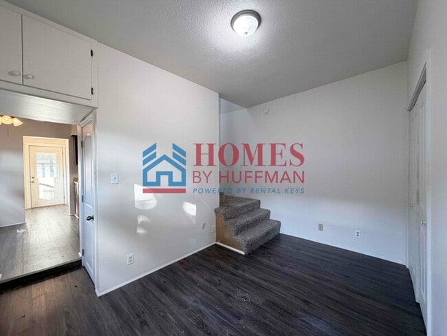 Photo - Spacious One Bedroom House | Garage | Fenced Yard