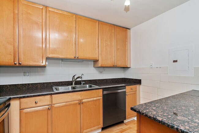Photo - 522 E Spruce Dr Unit 1B