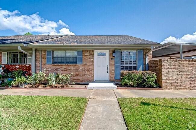Building Photo - 1104 W Tri Oaks Ln Unit 119 Rental