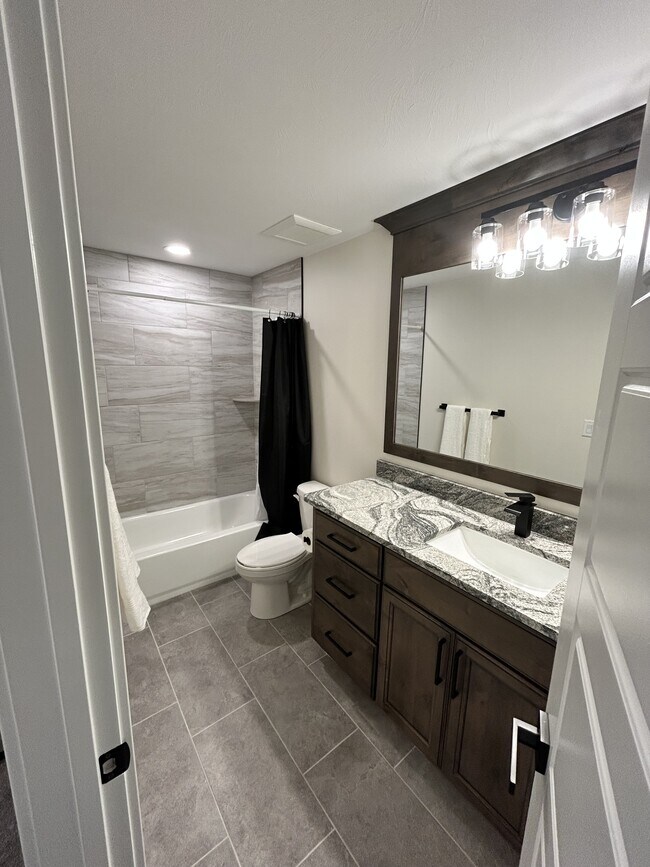 Photo - 184 Galena Smt Dr Unit 3