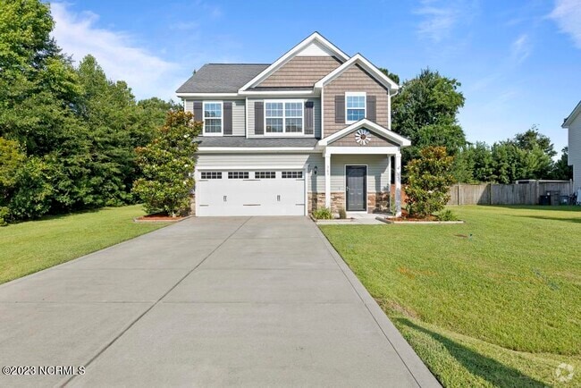 Building Photo - 303 Vilas Way S Rental
