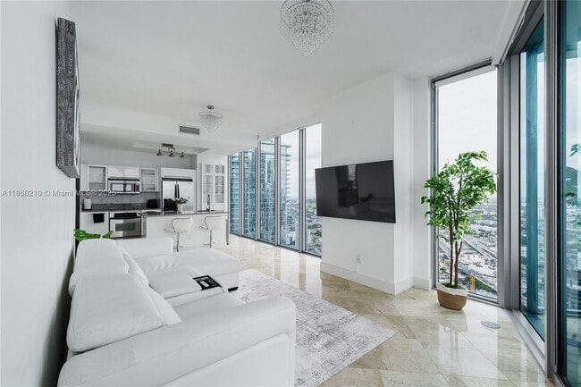 Photo - 888 Biscayne Blvd