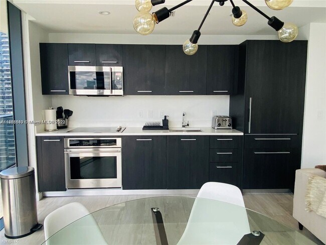 Photo - 2 br, 2 bath Condo - 55 SW 9th St Apt 3001 Unidad Apt 3001