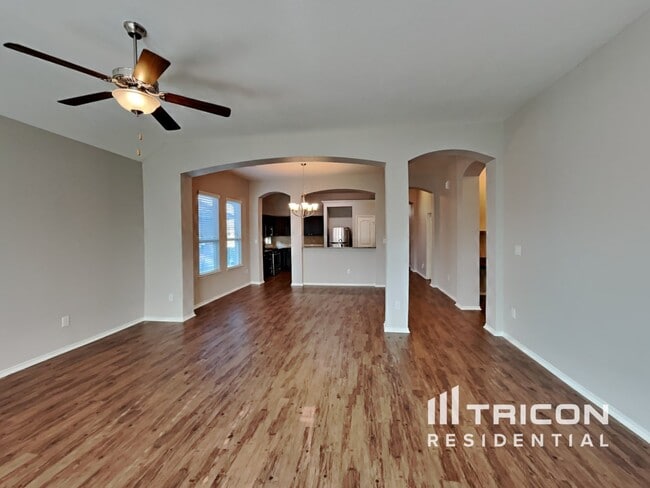 Photo - 1937 Briar Grove Dr