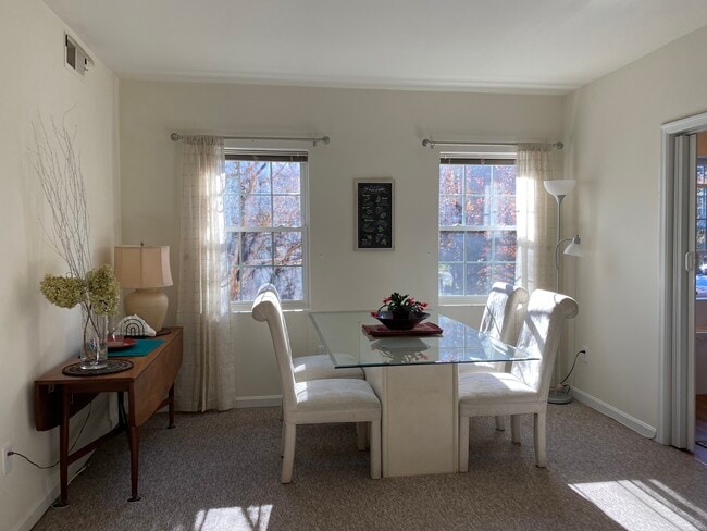 Photo - 1745 N Troy St Unit 435