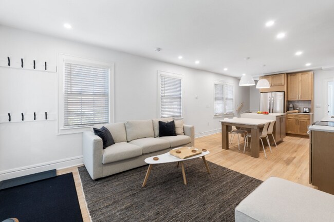 1704-1706-1706 W 3rd Ave Unit 1706