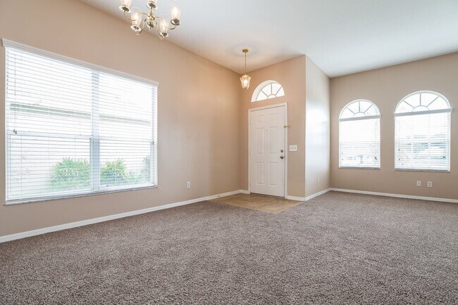 2390 Cobblefield Cir