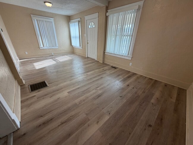 Photo - 1010 Ute Ave