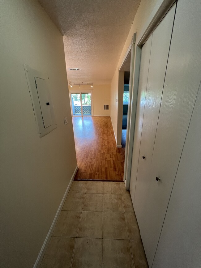 Photo - 121 Cluff Crossing Rd Condo Unit 21