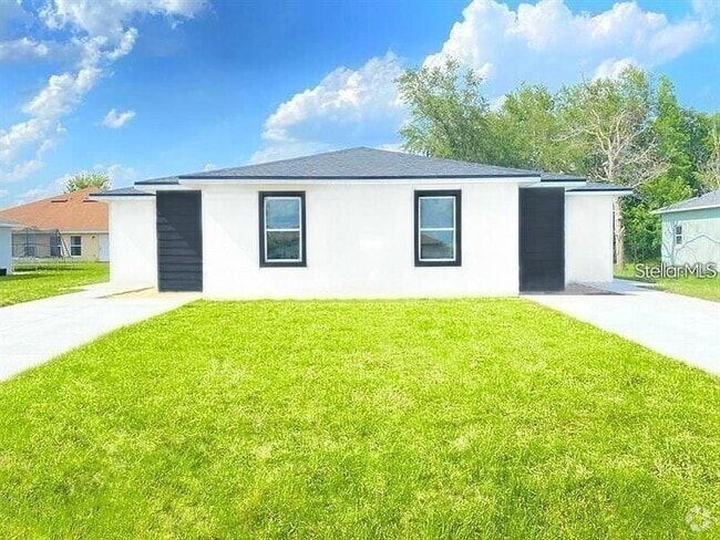 Building Photo - 1030 NW 57th Ct Rental