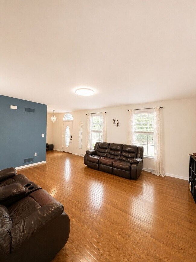 Photo - 10551 Cherry Grove Ct