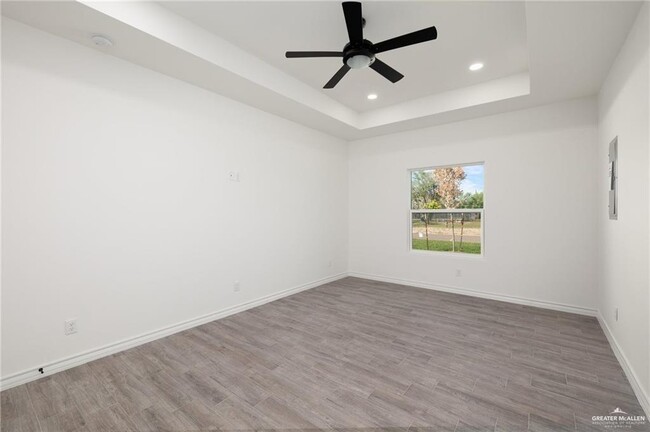 Photo - 11 Arizona St