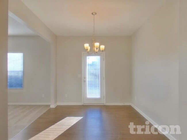 Photo - 178 Hidden Lakes Rd