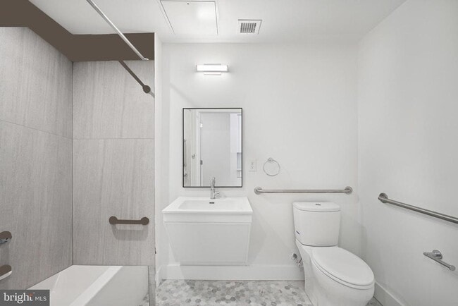 Photo - 2101 Washington Ave Unit 343