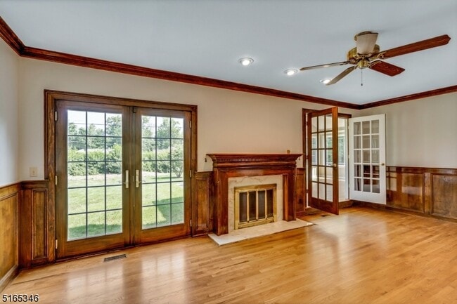 Photo - 34 Woodmere Dr