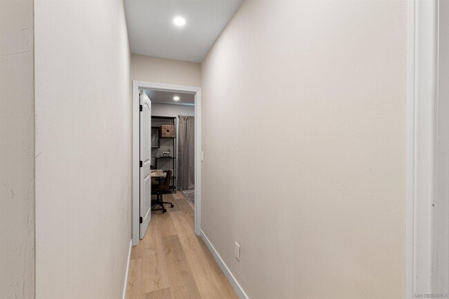 Photo - 6665 Amherst St