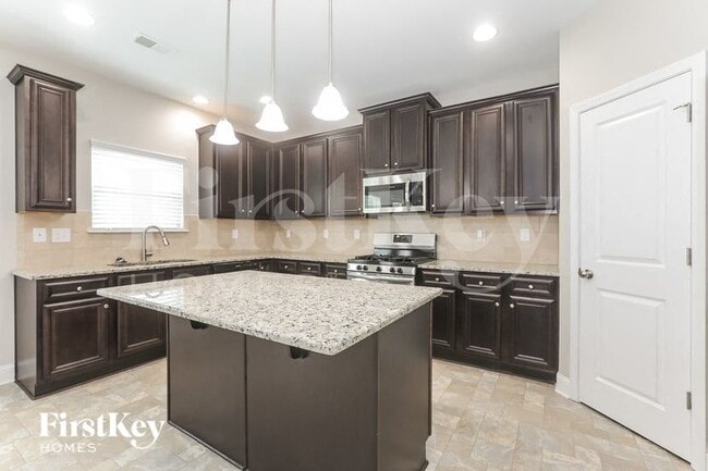 Photo - 2115 Farmdale Ct NE