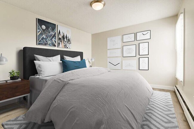 Photo - Mary Ann Manor