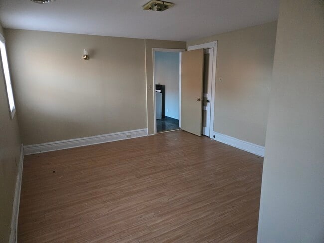 Photo - 150 Forest Ave Unit Upper