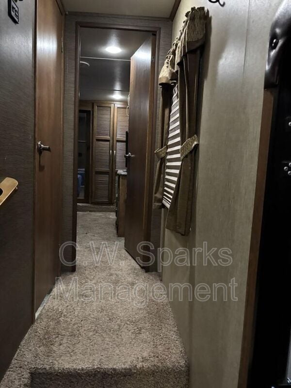 Photo - 1317 E Main St