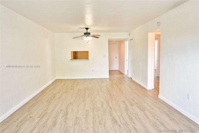 6890 N Kendall Dr Unit B406