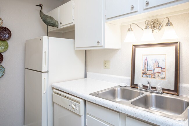 1HAB, 1BA - 750 ft²