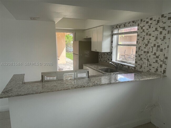 7941 SW 10th St Unit A