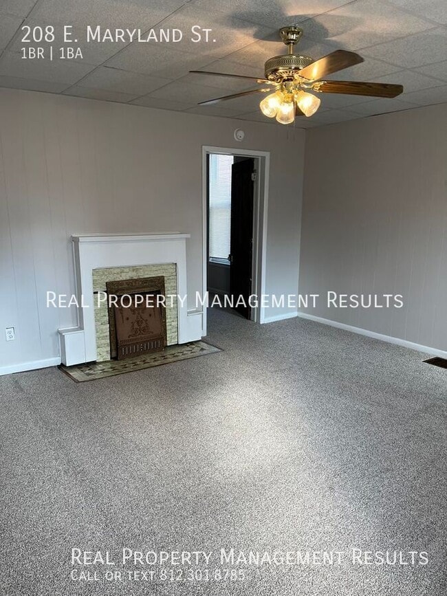 Photo - 208 E Maryland St