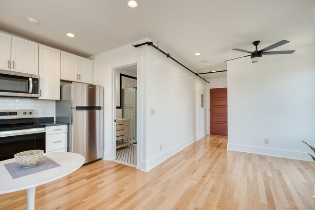 Photo - 11 Main St Unit 202