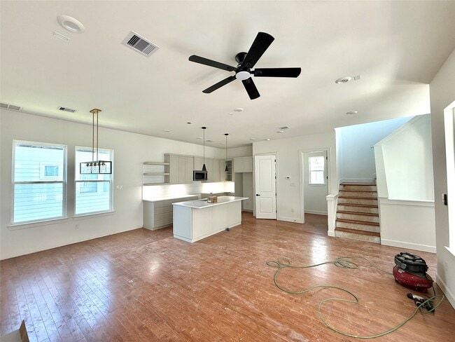 Photo - 9428 Campbell Rd