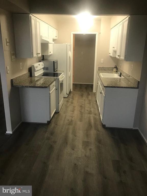 Photo - 2817 Jermantown Rd Unit 605