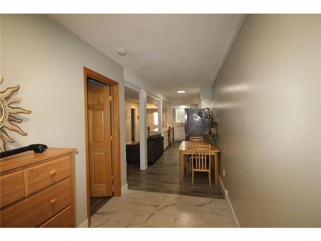 Photo - 401 W Main St