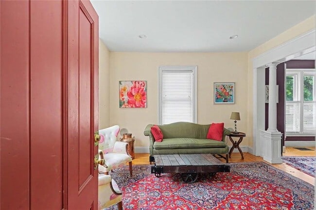 35 Hammond St Unit 1