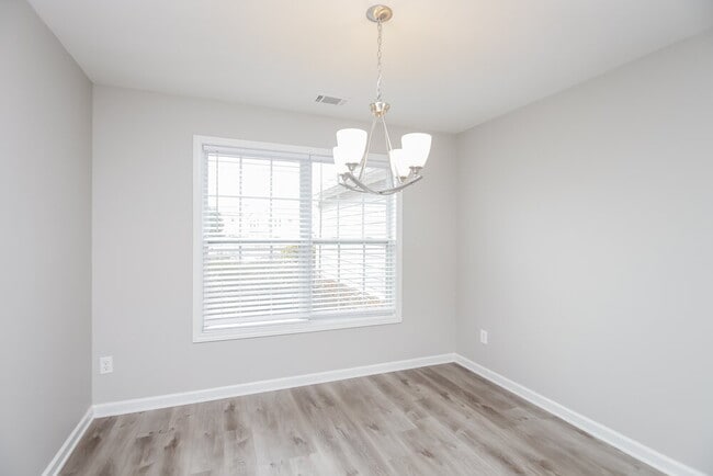 235 Acorn Hill Ct