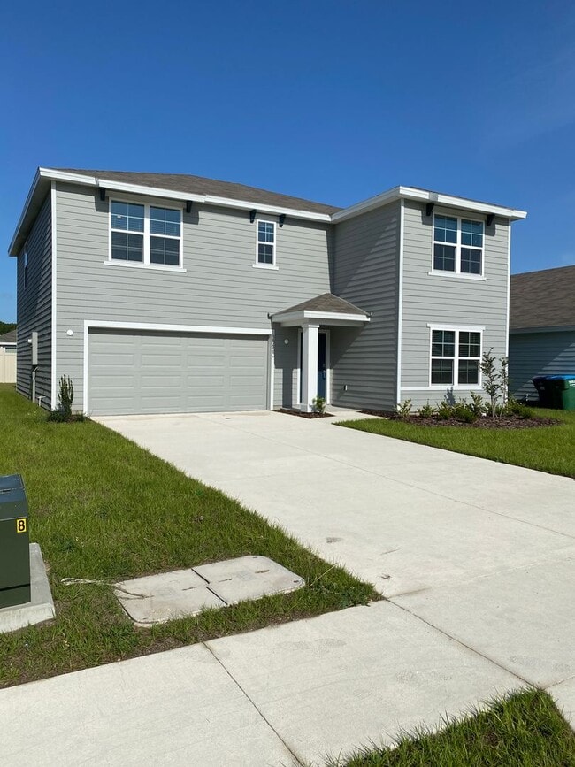 Photo - Avalon Woods 4/3/2 ***WON'T LAST***