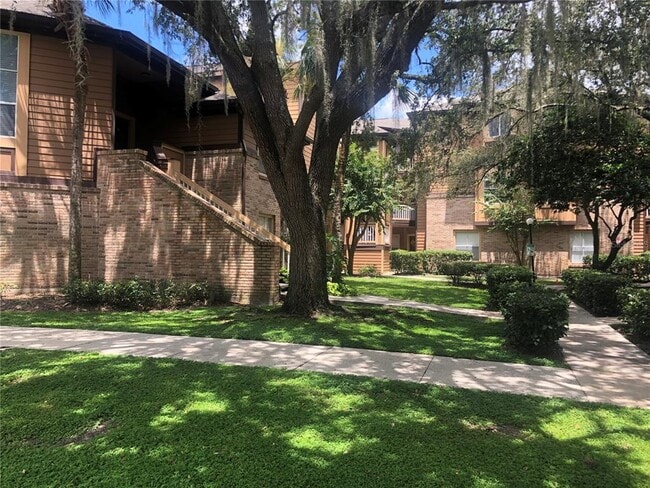 Building Photo - 486 N Pin Oak Pl Unit 106