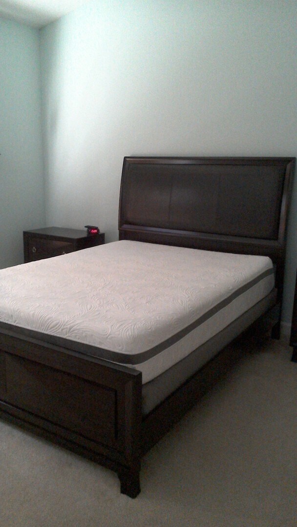 Photo - 3 bedroom/2 bath furnished condo Unit 1E