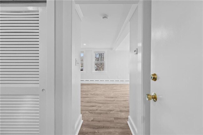 37 Lee Ave Unit 3