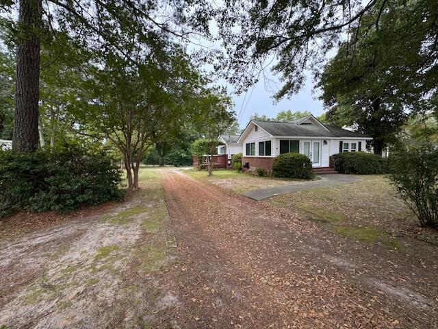 Photo - 816 York St NE