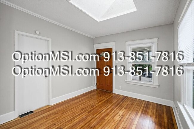 Photo - West Plaza!!!