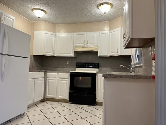 Photo - 75 Baldwin Ln