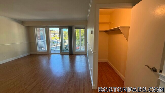 Photo - 12 Westgate Dr Unit 105