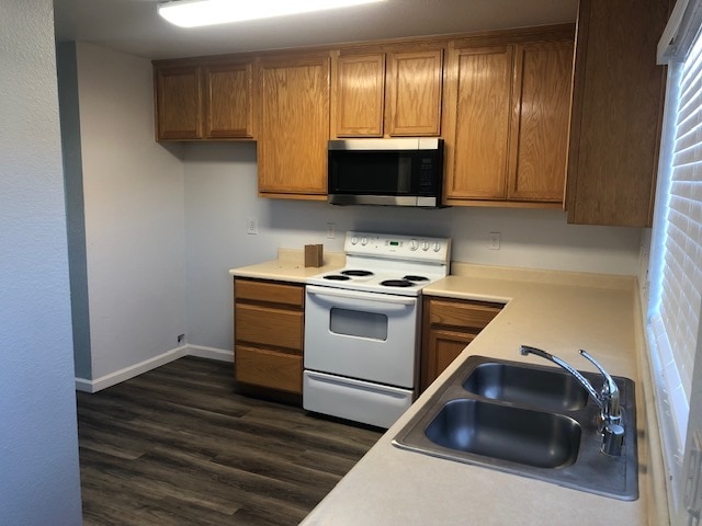 Photo - 12407 Summers St