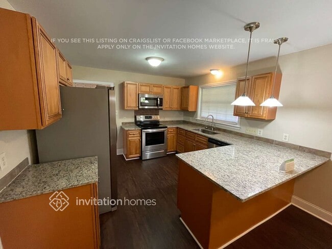 Photo - 208 N Milford Dr